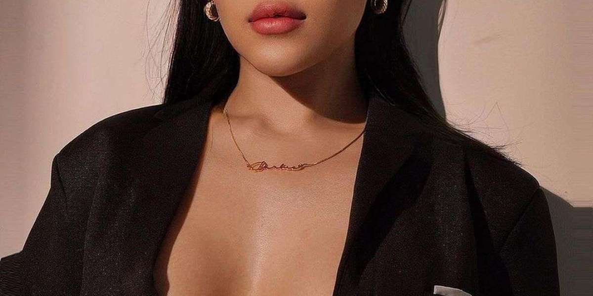 Pakistani Escorts in Abu Dhabi	+971568437574