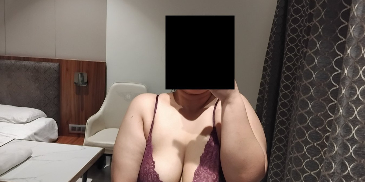 Karachi Escort Services	03284111461